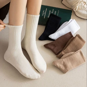 Čierne Biele Ženy Ponožky Uprostred Trubice Ponožky kórejský Japonskej In Trend, Bavlna, Káva Retro Dizajnér Ponožky pre Študentov